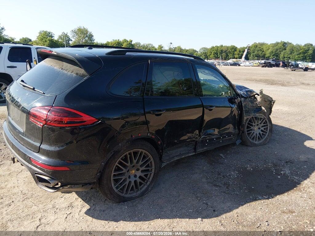 WP1AA2A29HKA92298 2017 PORSCHE CAYENNE photo no. 4