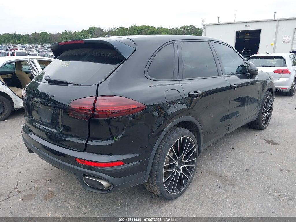 WP1AA2A24HKA89633 2017 PORSCHE CAYENNE photo no. 4