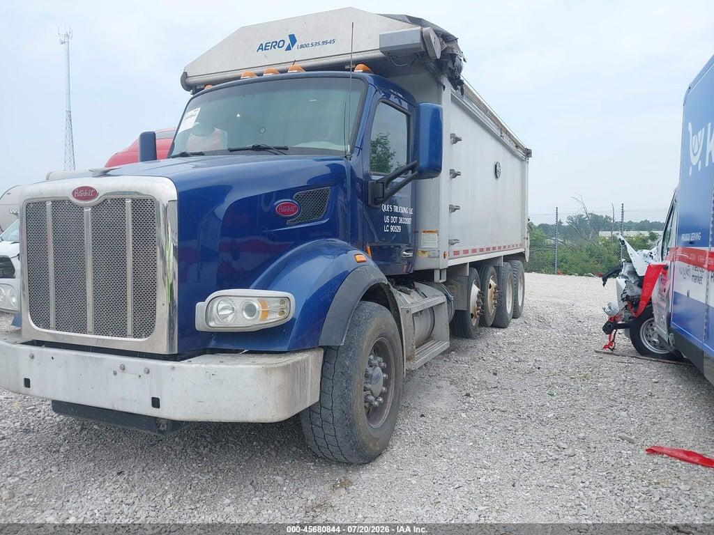 1NPCLPEX7HD447988 2017 PETERBILT 567 photo no. 2