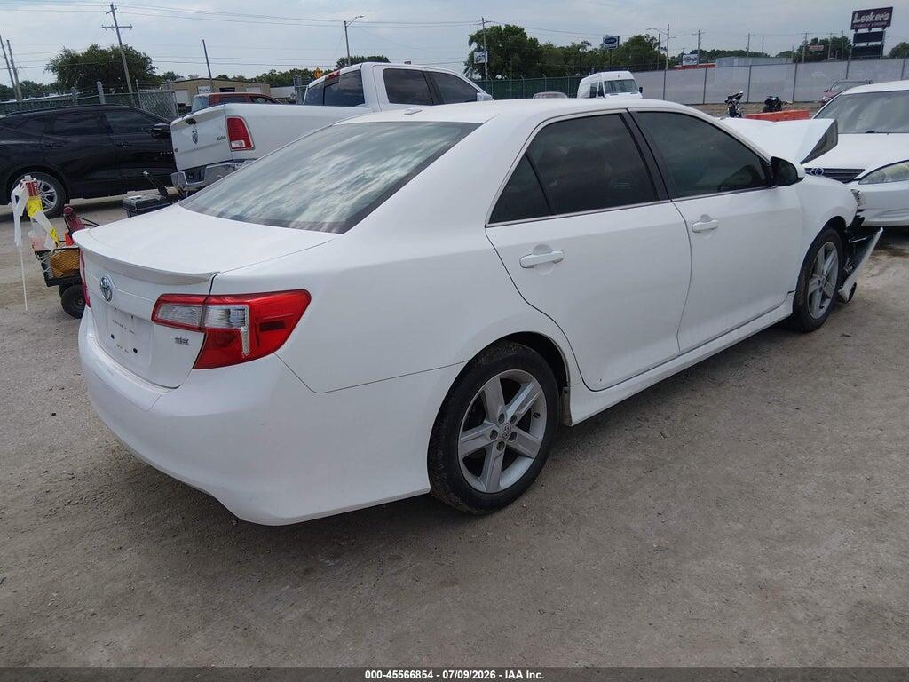 4T1BF1FK4EU760272 2014 TOYOTA CAMRY photo no. 4