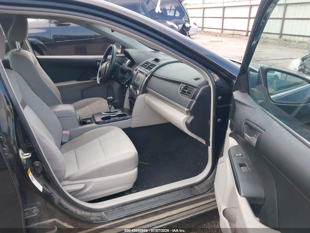 4T1BF1FK3EU305008 2014 TOYOTA CAMRY photo no. 5