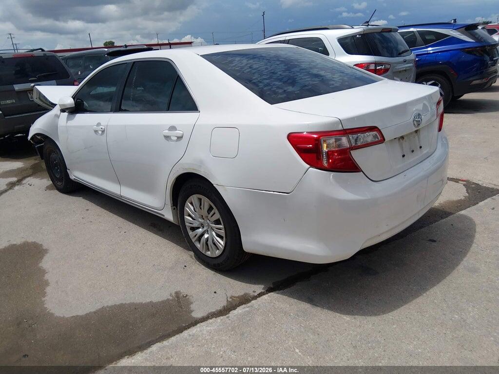 4T4BF1FK4ER413174 2014 TOYOTA CAMRY photo no. 3