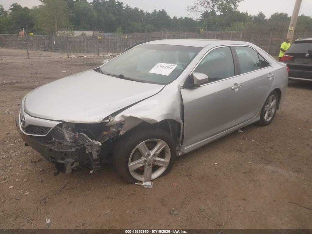 4T1BF1FK6EU789501 2014 TOYOTA CAMRY photo no. 2