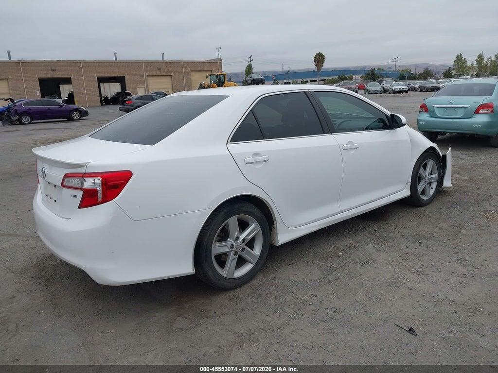4T1BF1FK0EU416258 2014 TOYOTA CAMRY photo no. 4