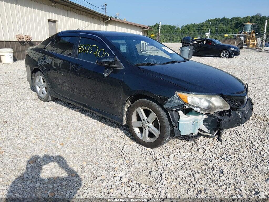 4T1BF1FK5EU750480 2014 TOYOTA CAMRY photo no. 1