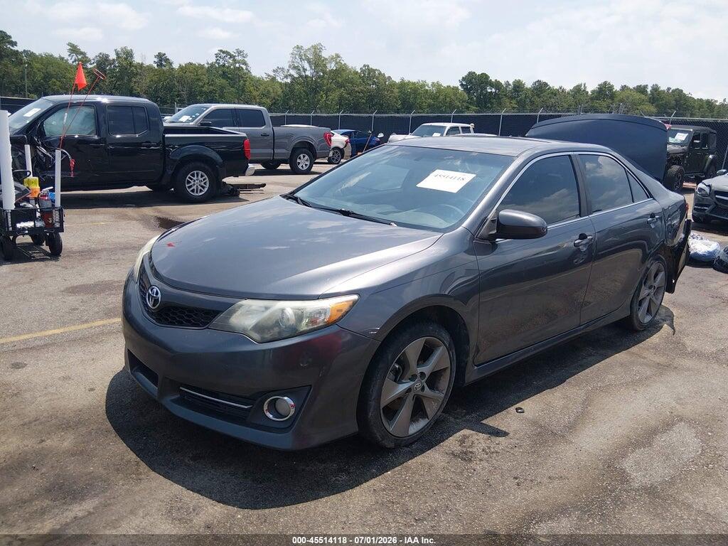 4T1BF1FK3EU473148 2014 TOYOTA CAMRY photo no. 2