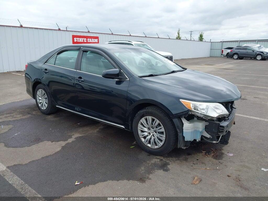 4T1BF1FK5EU415672 2014 TOYOTA CAMRY photo no. 1