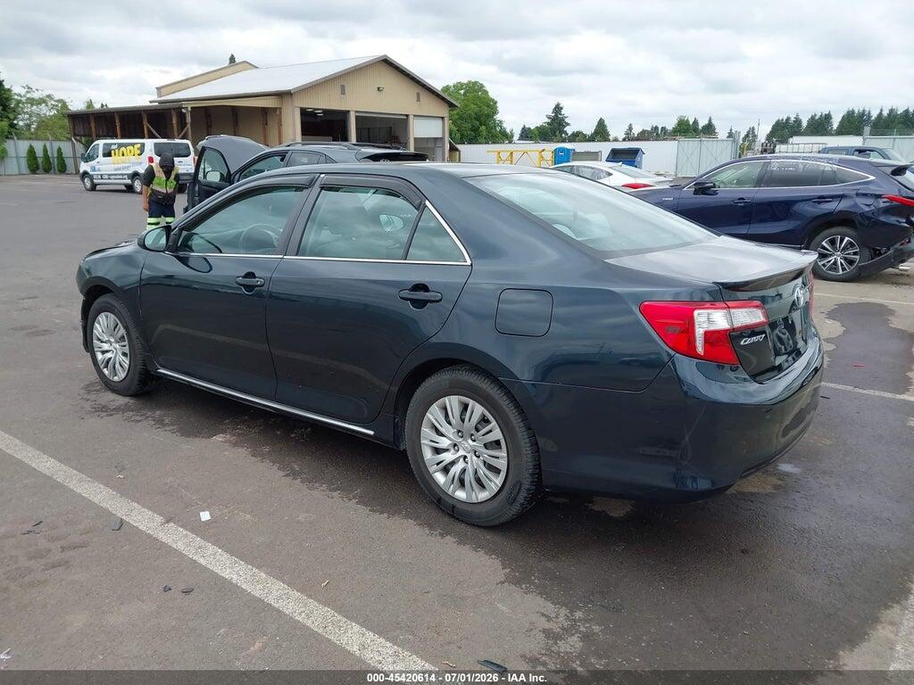 4T1BF1FK5EU415672 2014 TOYOTA CAMRY photo no. 3