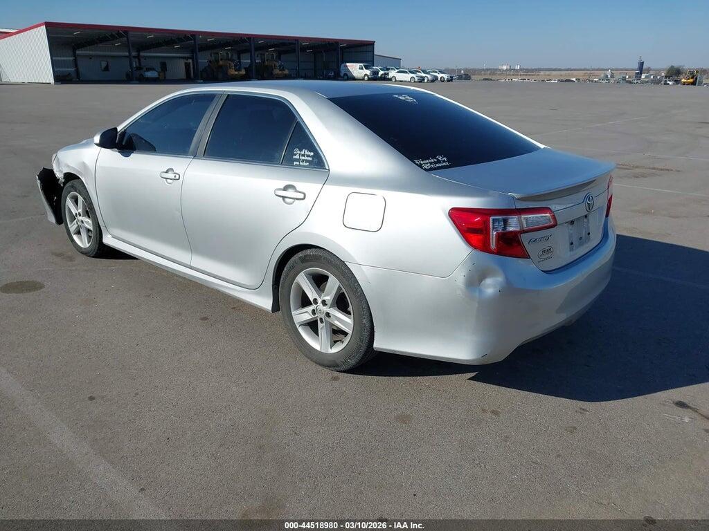 4T1BF1FK3EU453112 2014 TOYOTA CAMRY photo no. 3