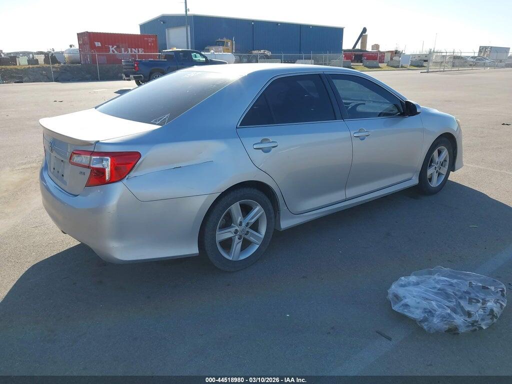 4T1BF1FK3EU453112 2014 TOYOTA CAMRY photo no. 4