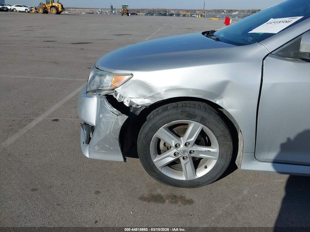 4T1BF1FK3EU453112 2014 TOYOTA CAMRY photo no. 6