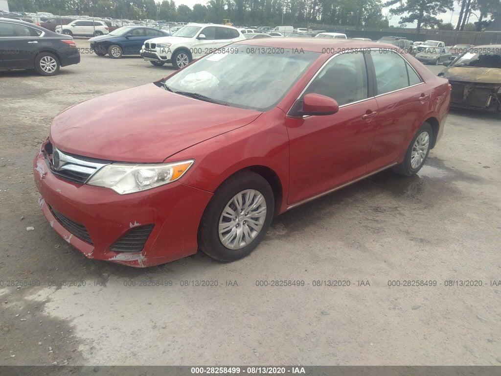 4T1BF1FK0EU807717 2014 TOYOTA CAMRY photo no. 2
