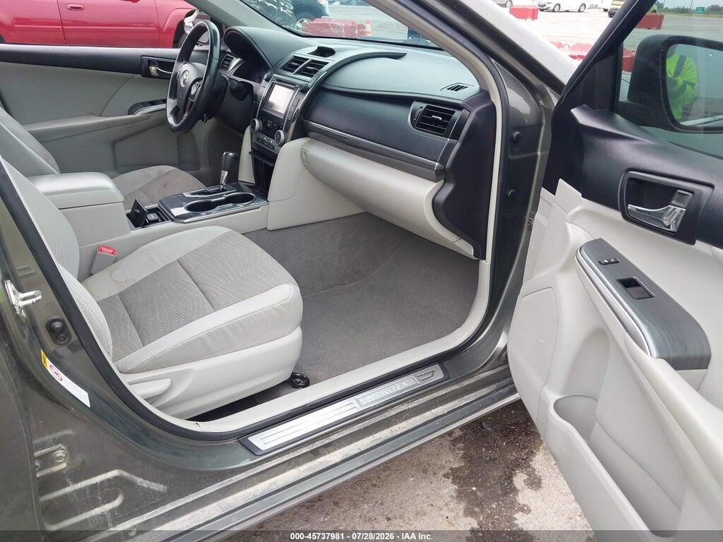 4T1BD1FK0EU104656 2014 TOYOTA CAMRY HYBRID photo no. 5