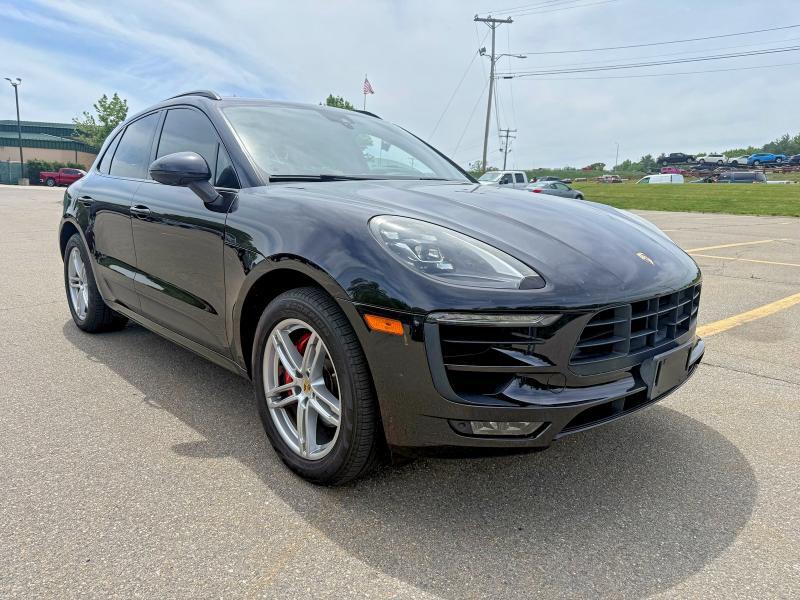 WP1AG2A51HLB56322 2017 PORSCHE MACAN photo no. 1