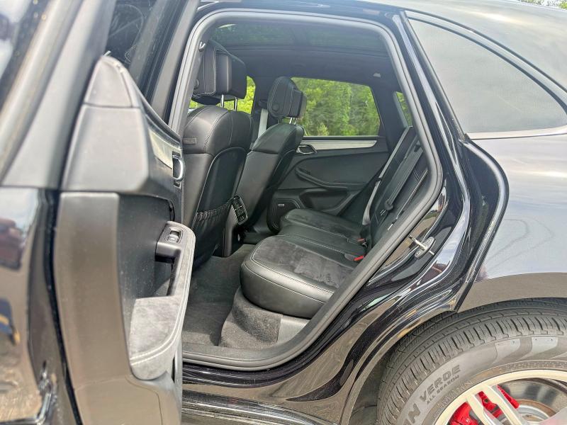 WP1AG2A51HLB56322 2017 PORSCHE MACAN photo no. 12