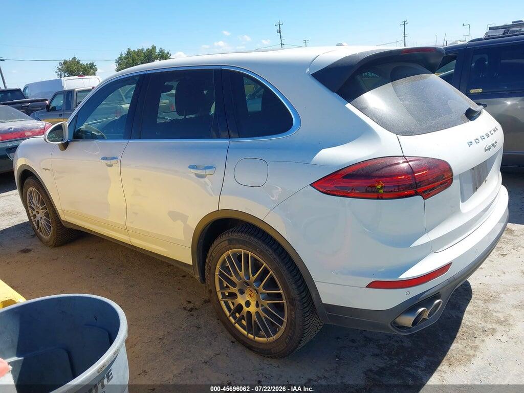 WP1AE2A21GLA64332 2016 PORSCHE CAYENNE E-HYBRID photo no. 3