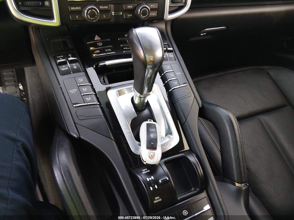 WP1AA2A29GKA37168 2016 PORSCHE CAYENNE photo no. 11