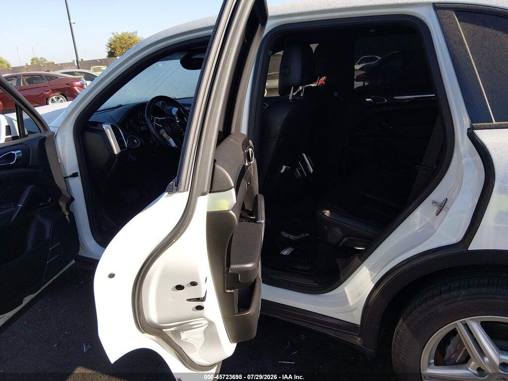 WP1AA2A29GKA37168 2016 PORSCHE CAYENNE photo no. 8