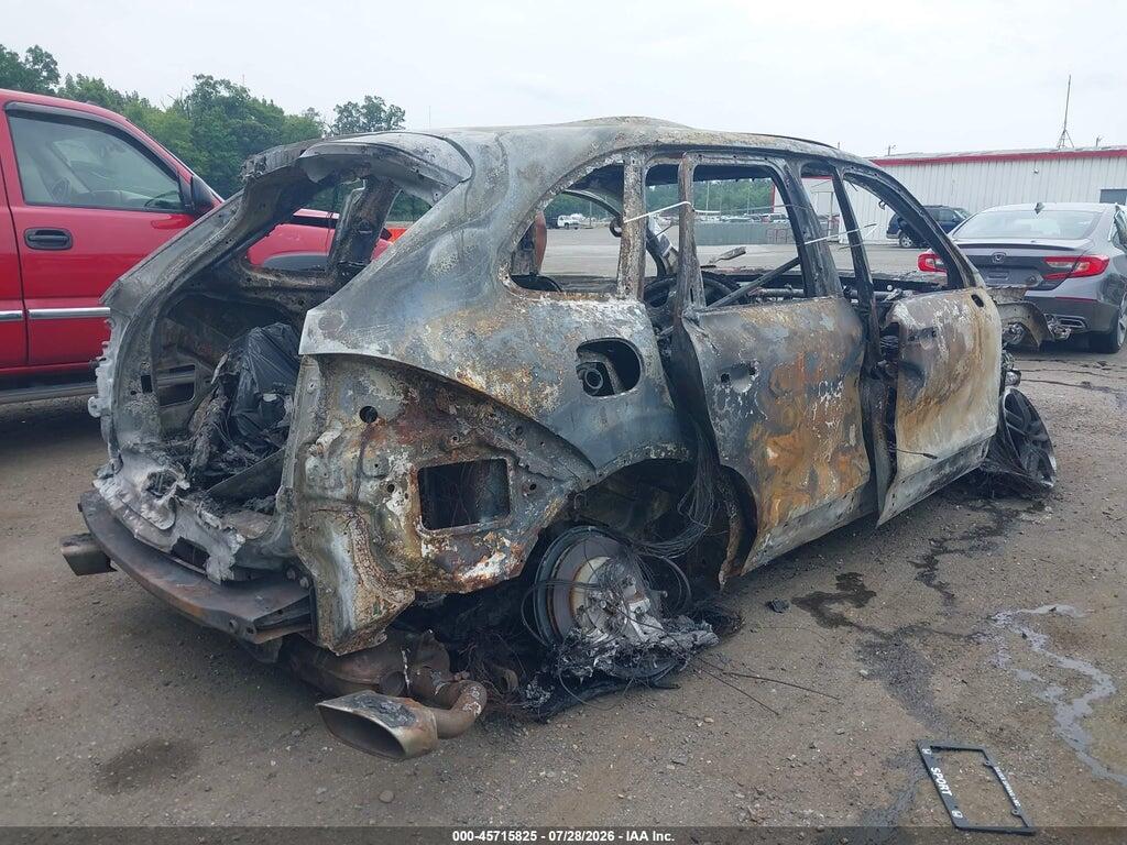 WP1AA2A24GKA13067 2016 PORSCHE CAYENNE photo no. 4