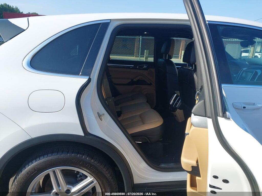 WP1AF2A25GLA40306 2016 PORSCHE CAYENNE photo no. 8
