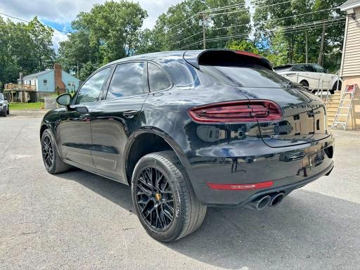 2017 PORSCHE MACAN GTS — Фото 2 из 10