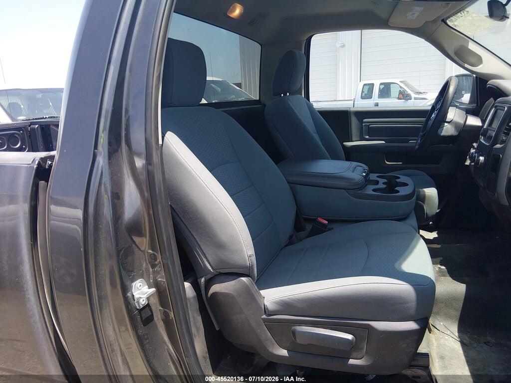 3C6JR6AG2HG708189 2017 RAM 1500 photo no. 8