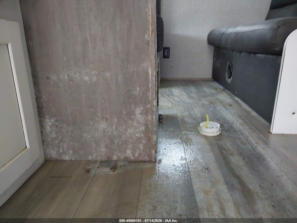 1UJBC0BL3R1YZ0704 2024 JAYCO JAYFL184BH photo no. 6