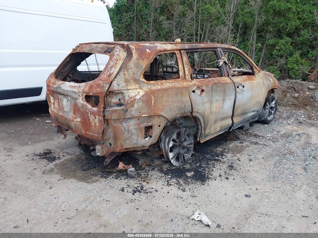 5TDJKRFH2ES015507 2014 TOYOTA HIGHLANDER photo no. 4