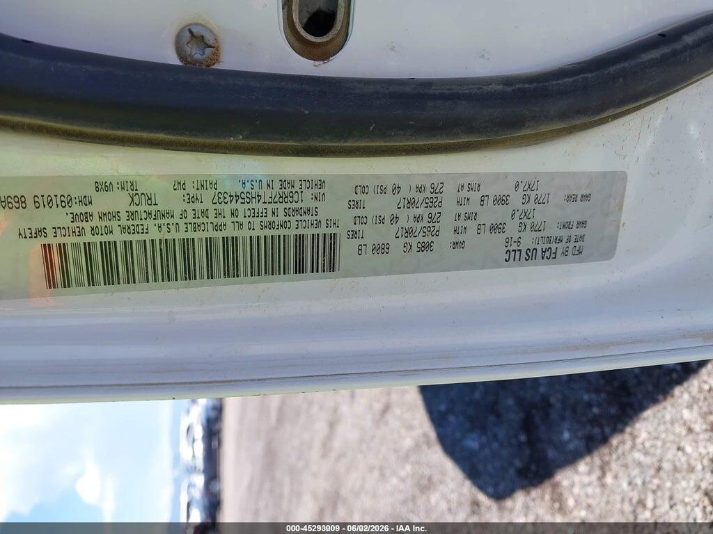 1C6RR7FT4HS544337 2017 RAM 1500 photo no. 9
