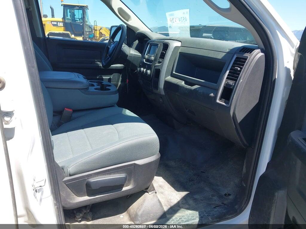 1C6RR7FT0HS548045 2017 RAM 1500 photo no. 5