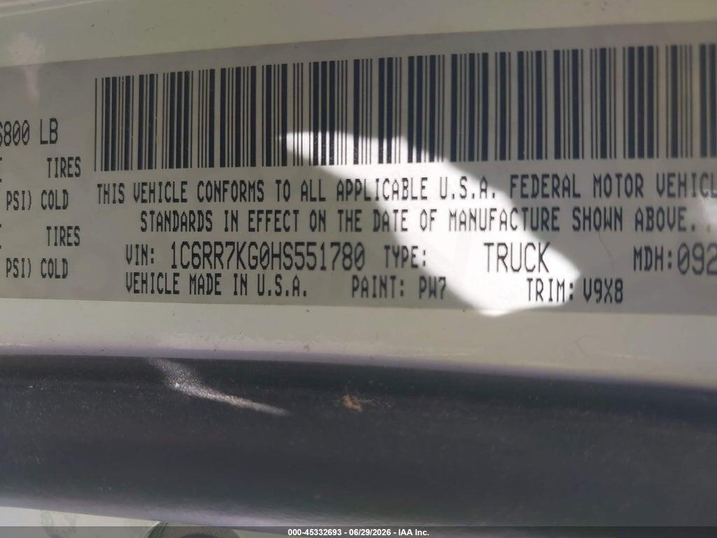 1C6RR7KG0HS551780 2017 RAM 1500 photo no. 9