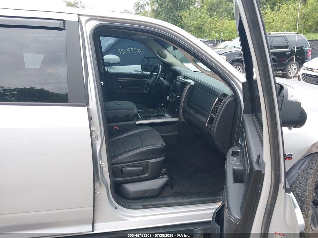 1C6RR7UT2HS858085 2017 RAM 1500 photo no. 5