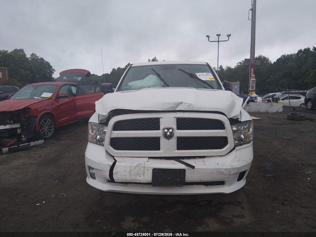 1C6RR7FG2HS766863 2017 RAM 1500 photo no. 12