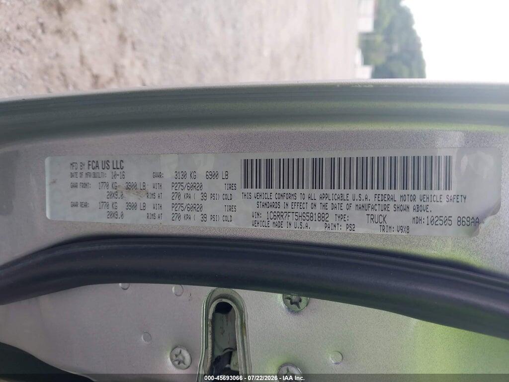 1C6RR7FT5HS581882 2017 RAM 1500 photo no. 9
