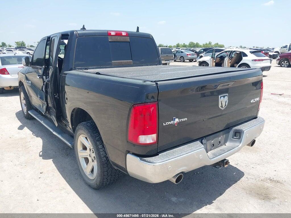 1C6RR7LT7HS656389 2017 RAM 1500 photo no. 3