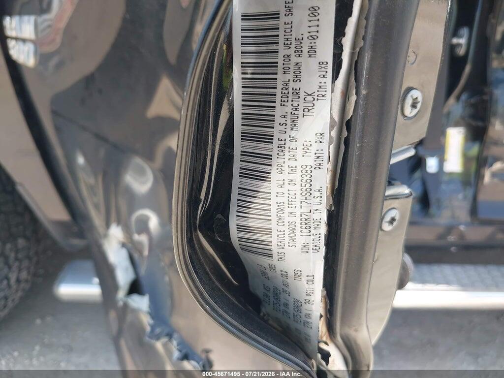 1C6RR7LT7HS656389 2017 RAM 1500 photo no. 9
