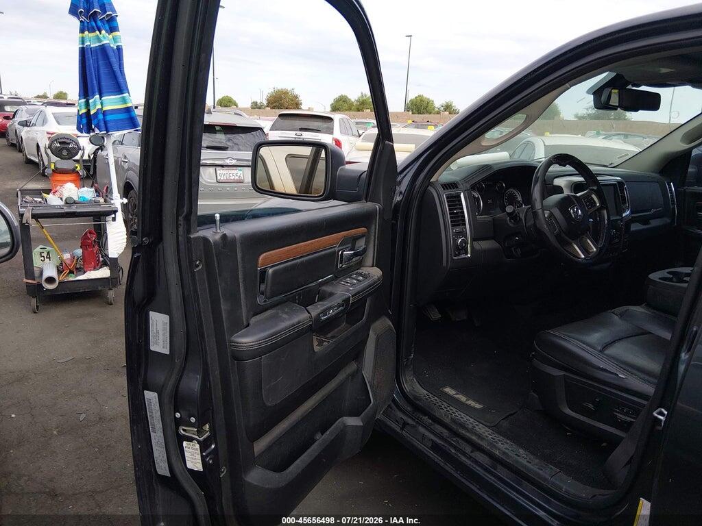 1C6RR6JT3HS582689 2017 RAM 1500 photo no. 5