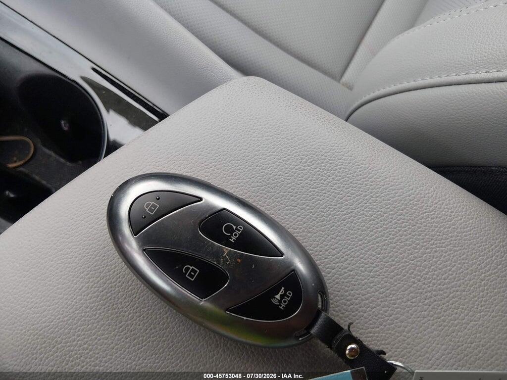 KMHLP4DG6SU896383 2025 HYUNDAI ELANTRA photo no. 11