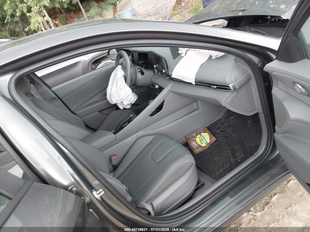 KMHLM4DG1SU093005 2025 HYUNDAI ELANTRA photo no. 5
