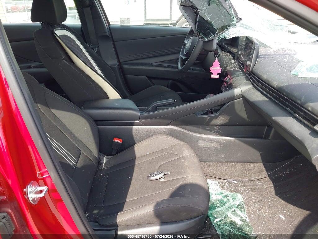 KMHLM4DG8SU865984 2025 HYUNDAI ELANTRA photo no. 5