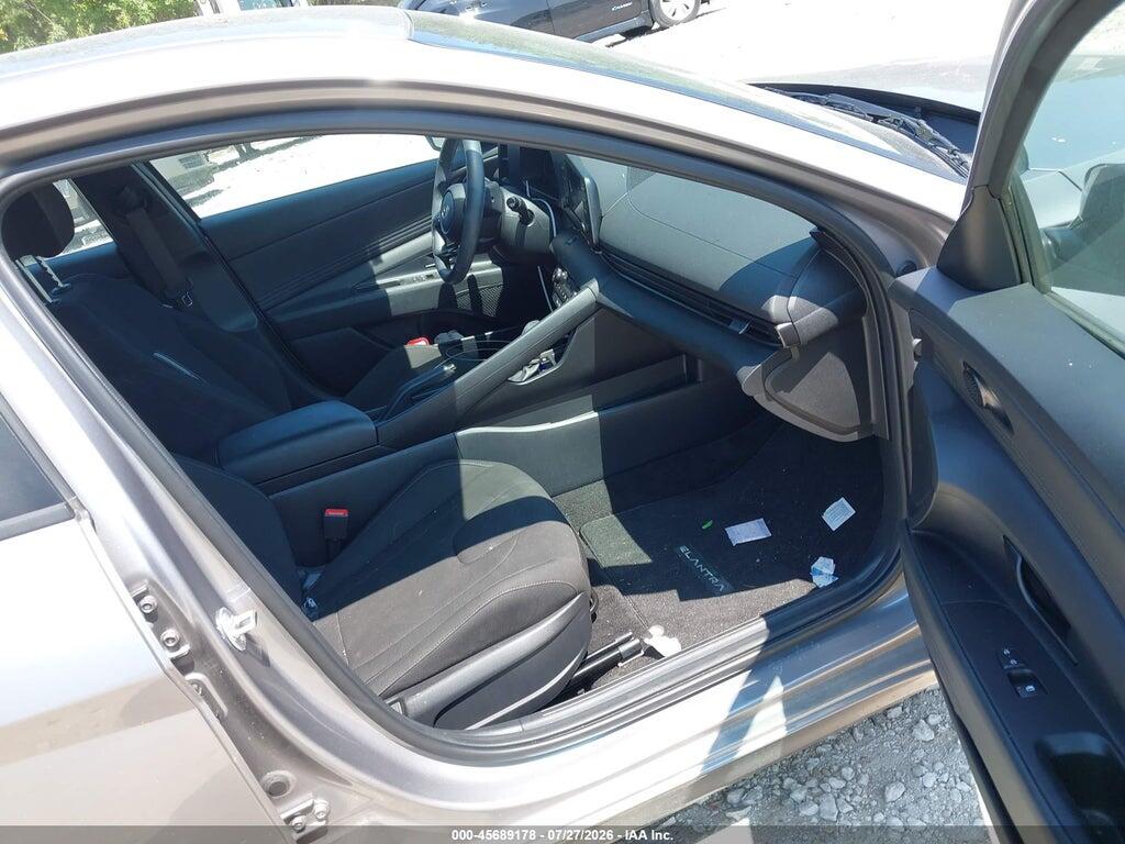 KMHLM4DG5SU900738 2025 HYUNDAI ELANTRA photo no. 5