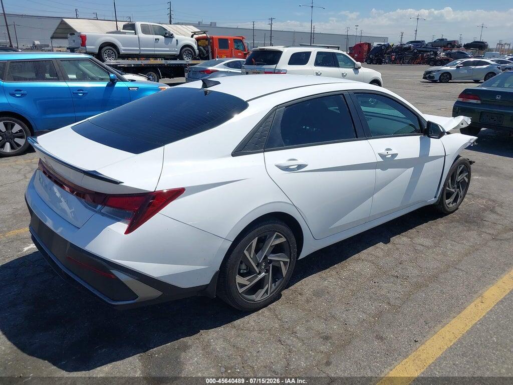 KMHLM4DG1SU962198 2025 HYUNDAI ELANTRA photo no. 4