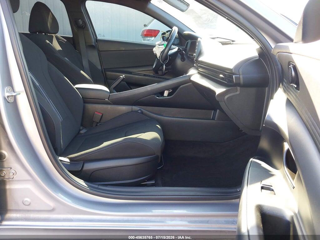KMHLM4DG8SU064049 2025 HYUNDAI ELANTRA photo no. 5