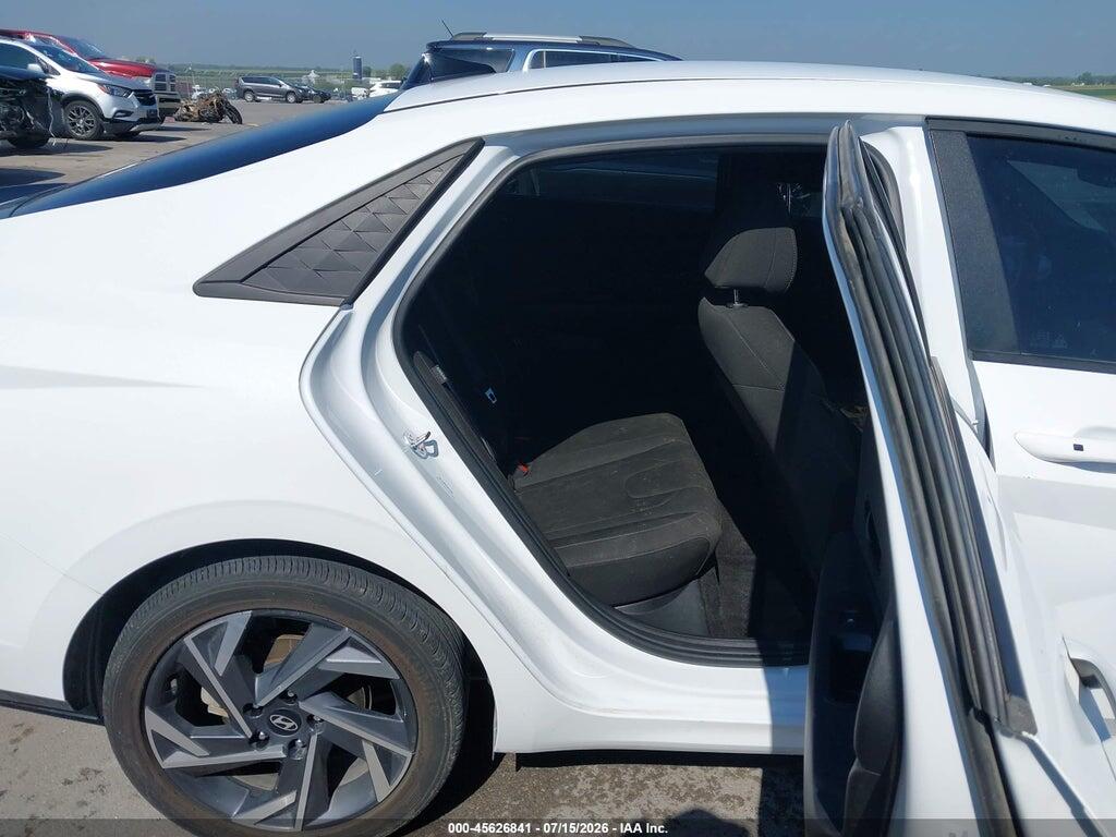 KMHLM4DG3SU927145 2025 HYUNDAI ELANTRA photo no. 8