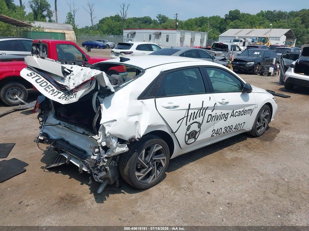 KMHLM4DG5SU962687 2025 HYUNDAI ELANTRA photo no. 4