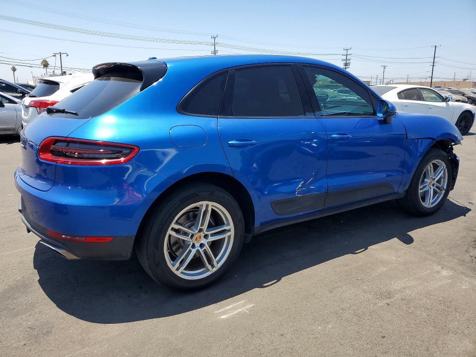 2017 PORSCHE MACAN — Фото 3 из 13