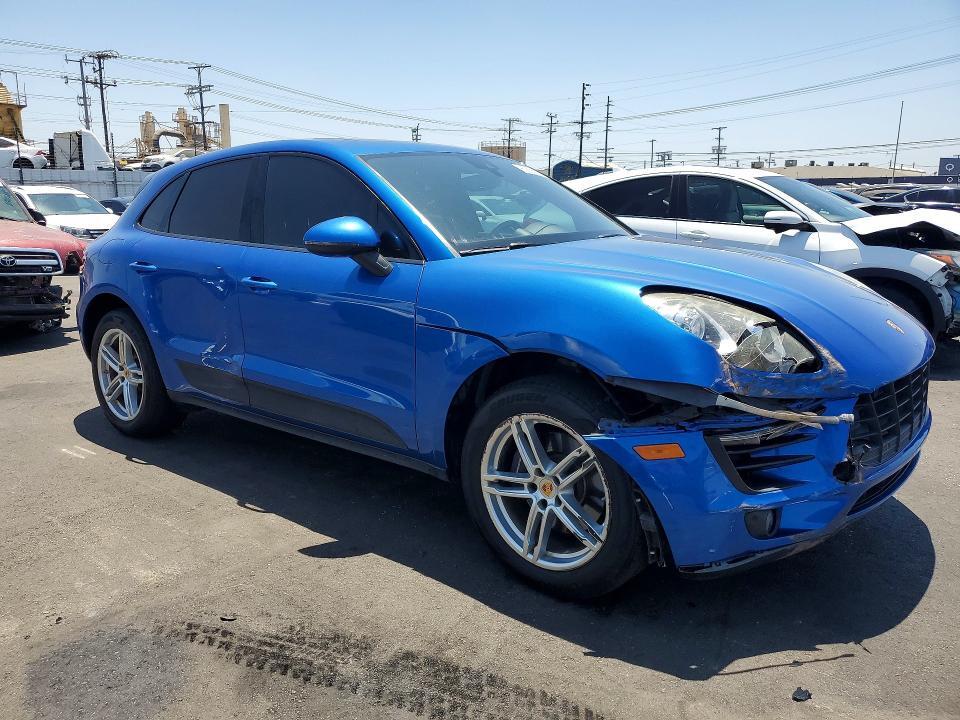 2017 PORSCHE MACAN — Фото 4 из 13