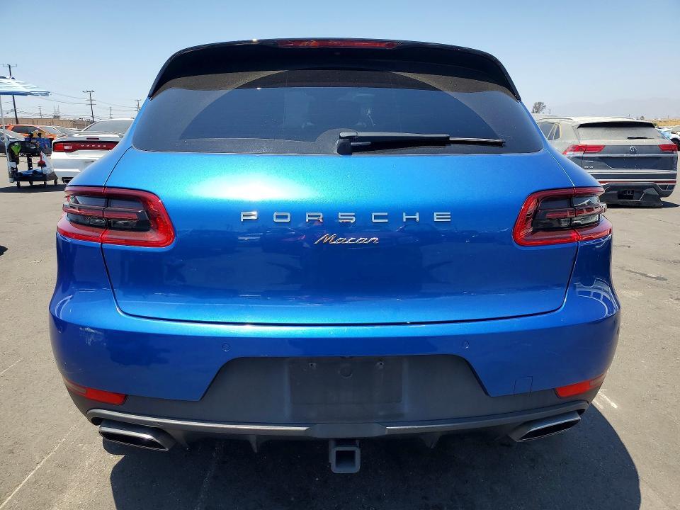 2017 PORSCHE MACAN — Фото 6 из 13