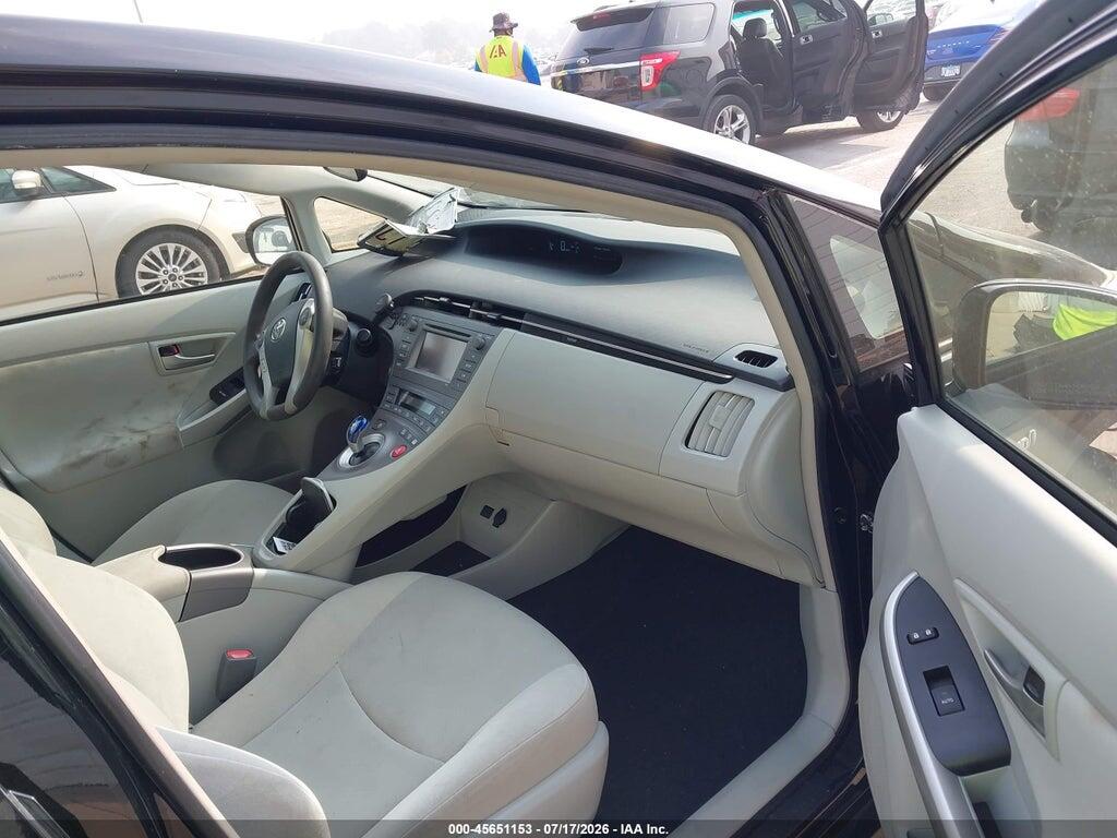 JTDKN3DU2E1772784 2014 TOYOTA PRIUS photo no. 5
