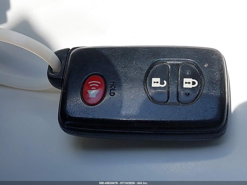 JTDKN3DU2E1777449 2014 TOYOTA PRIUS photo no. 11